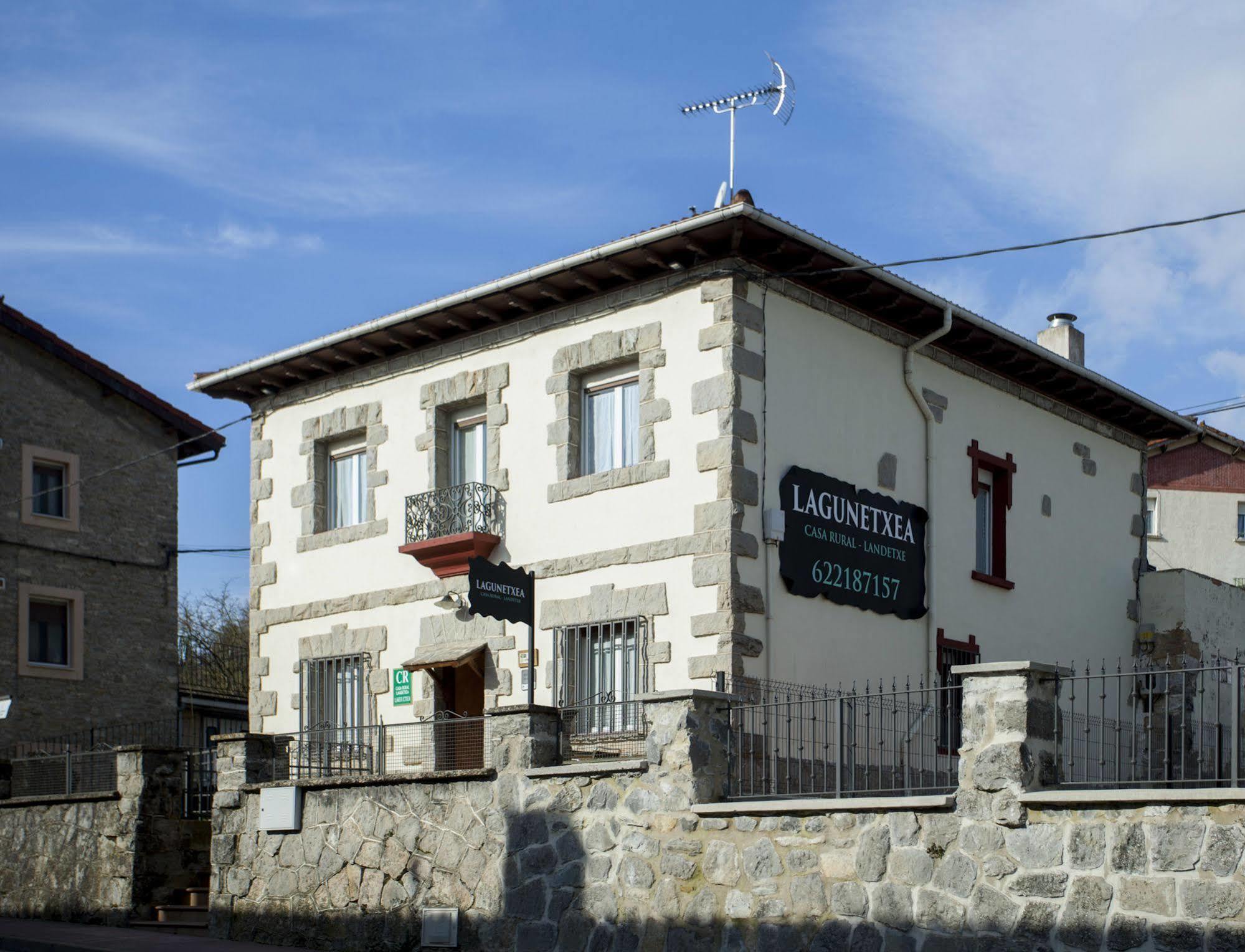 Casa Rural Lagun Etxea Pobes Luaran gambar